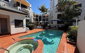 Burleigh On The Beach
